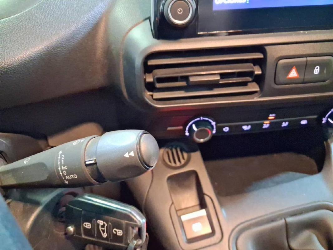 Peugeot Partner Premium Standard 600kg BlueHDi 73kW