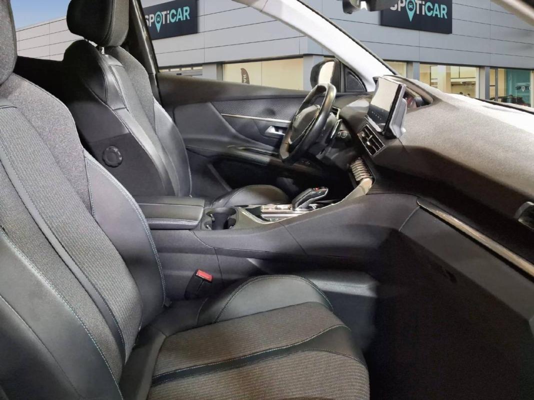 Peugeot 3008 Hybrid 225 e-EAT8 Allure