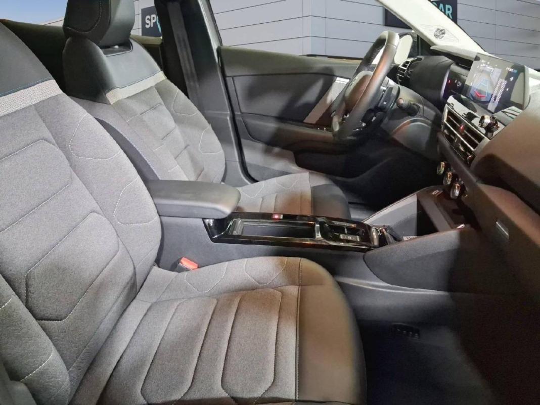 Citroen C4 Hybrid 136 e-DCS6 Plus