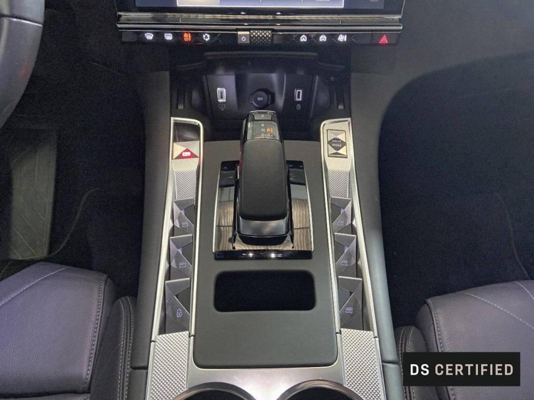DS 7 E-TENSE 225 RIVOLI