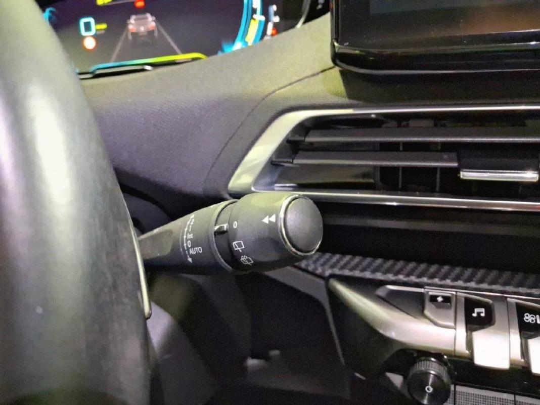 Peugeot 3008 Hybrid 225 e-EAT8 Allure