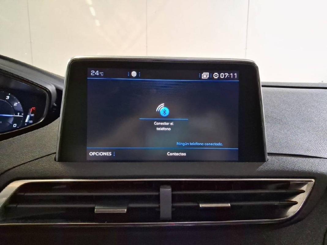 Peugeot 5008 Allure 1.2L PureTech 96kW (130CV) EAT8