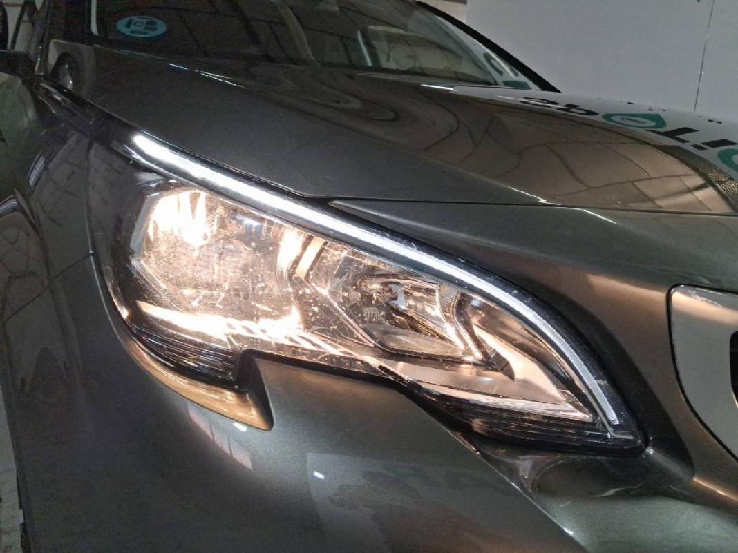 Peugeot 5008 Allure 1.2L PureTech 96kW (130CV) EAT8