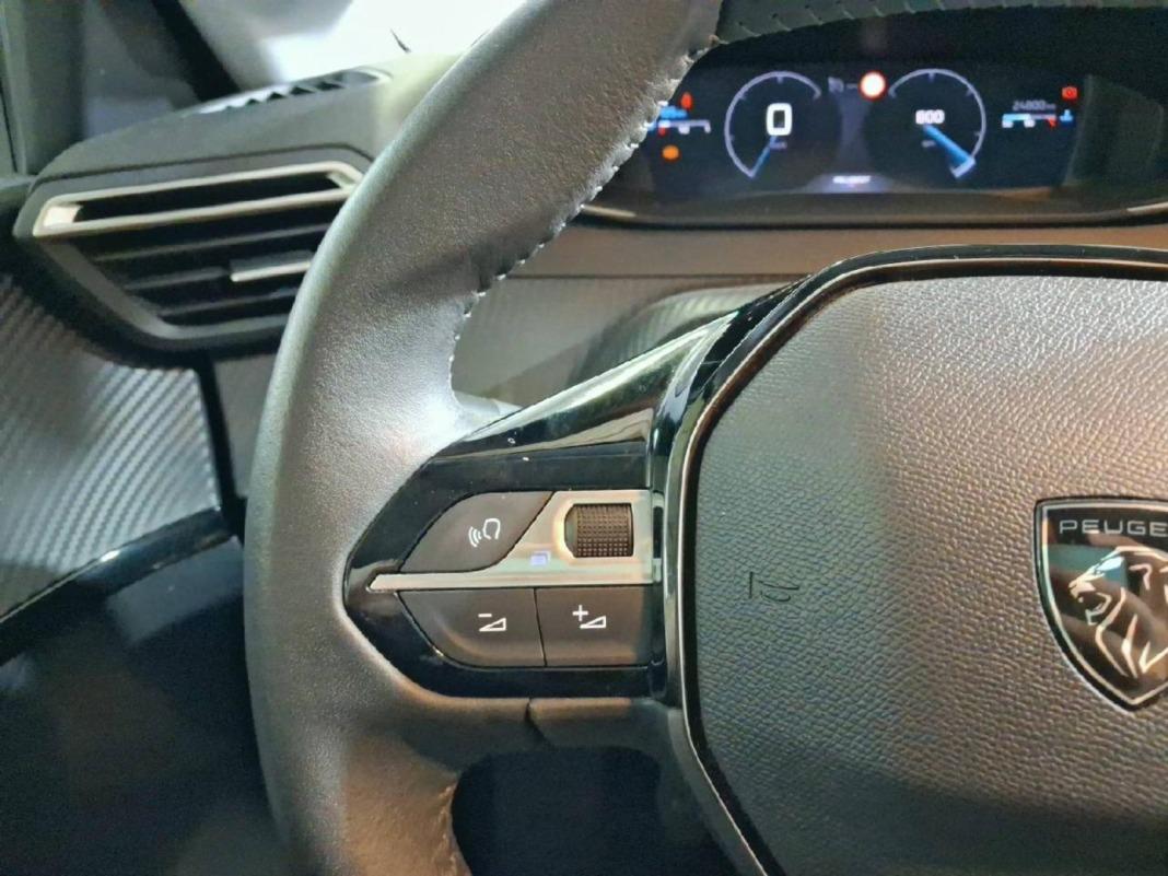 Peugeot 208 Allure Gasolina 100 S&S 6 Vel. MAN