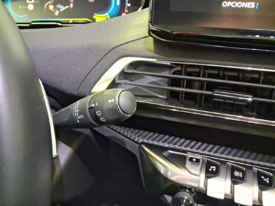 Peugeot 3008 Hybrid 225 e-EAT8 Allure