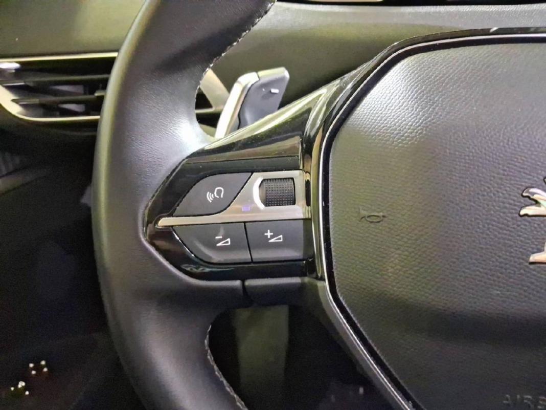 Peugeot 3008 Hybrid 225 e-EAT8 Allure