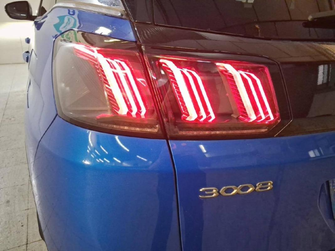 Peugeot 3008 Hybrid 225 e-EAT8 Allure