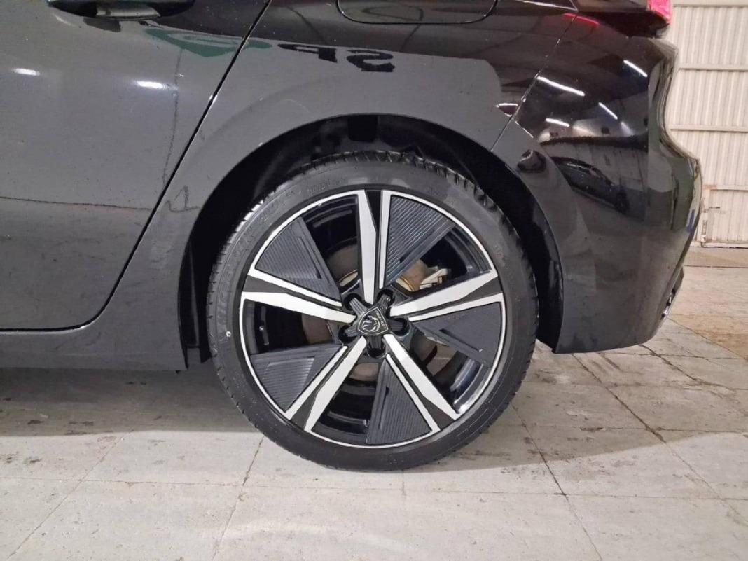 Peugeot 308 5P GT Hybrid 180 eEAT8