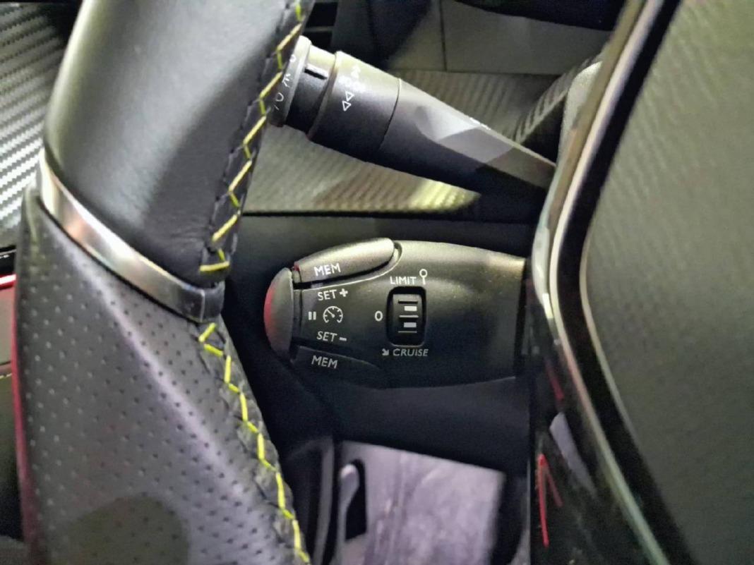 Peugeot 2008 GT Puretech 130 S&S BVM6