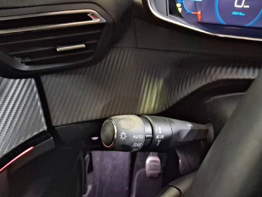 Peugeot 2008 GT Puretech 130 S&S BVM6