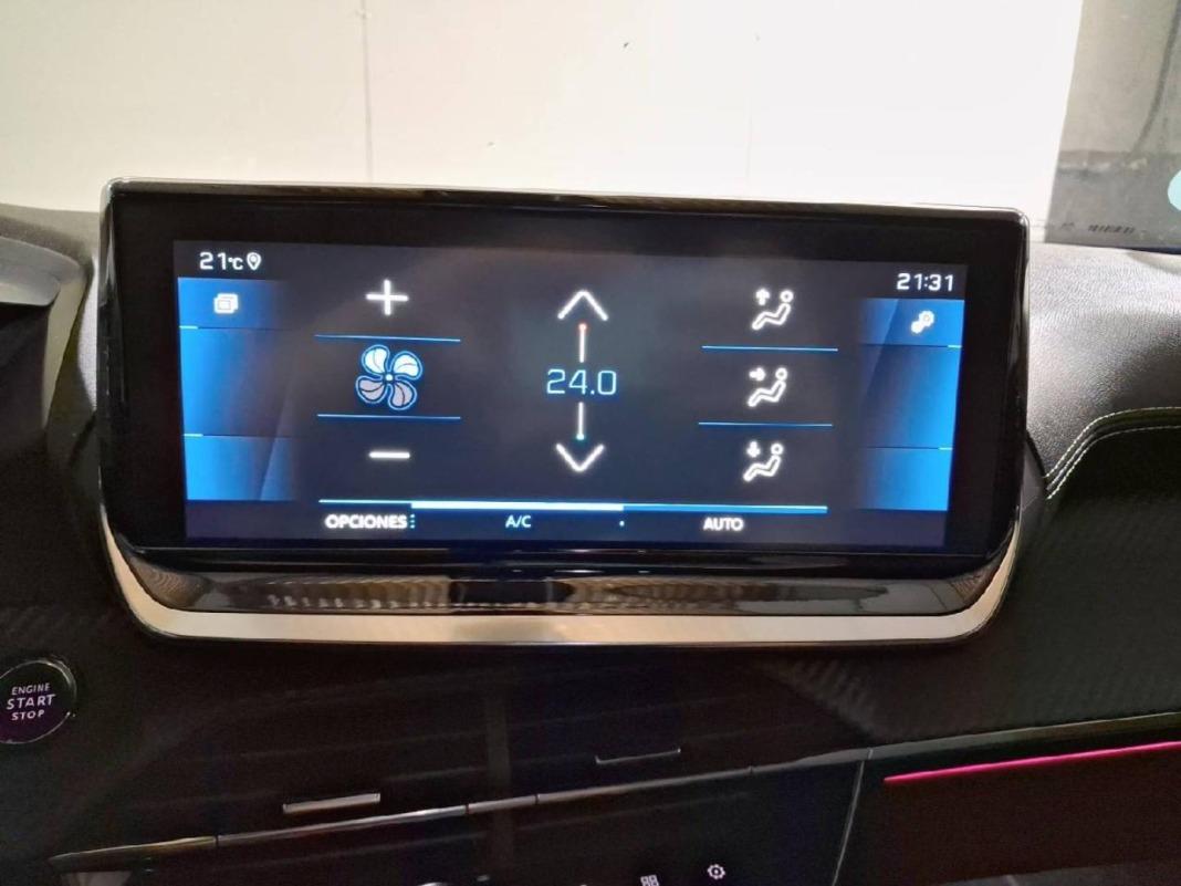 Peugeot 2008 GT Puretech 130 S&S BVM6