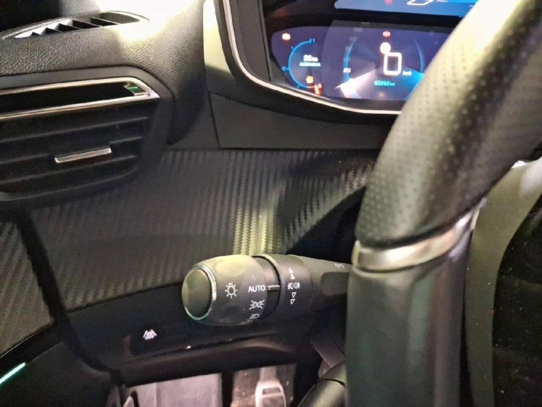 Peugeot 2008 GT Puretech 130 S&S BVM6