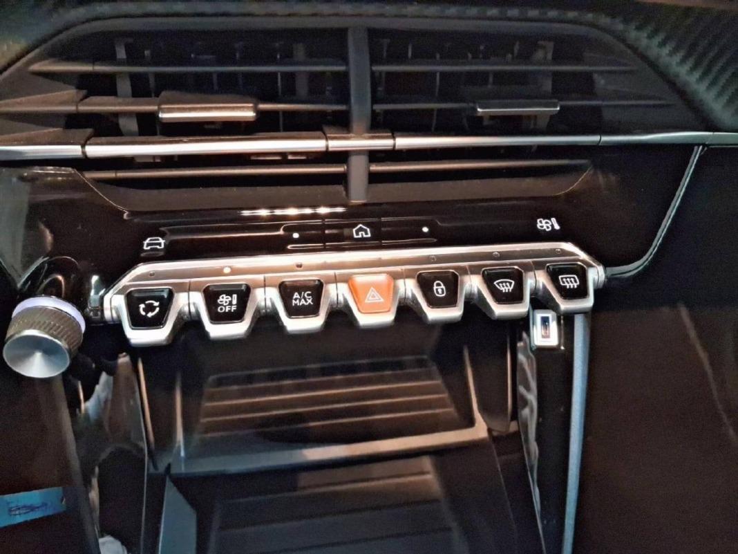 Peugeot 2008 Active Puretech 100 S&S 6 Vel. MAN