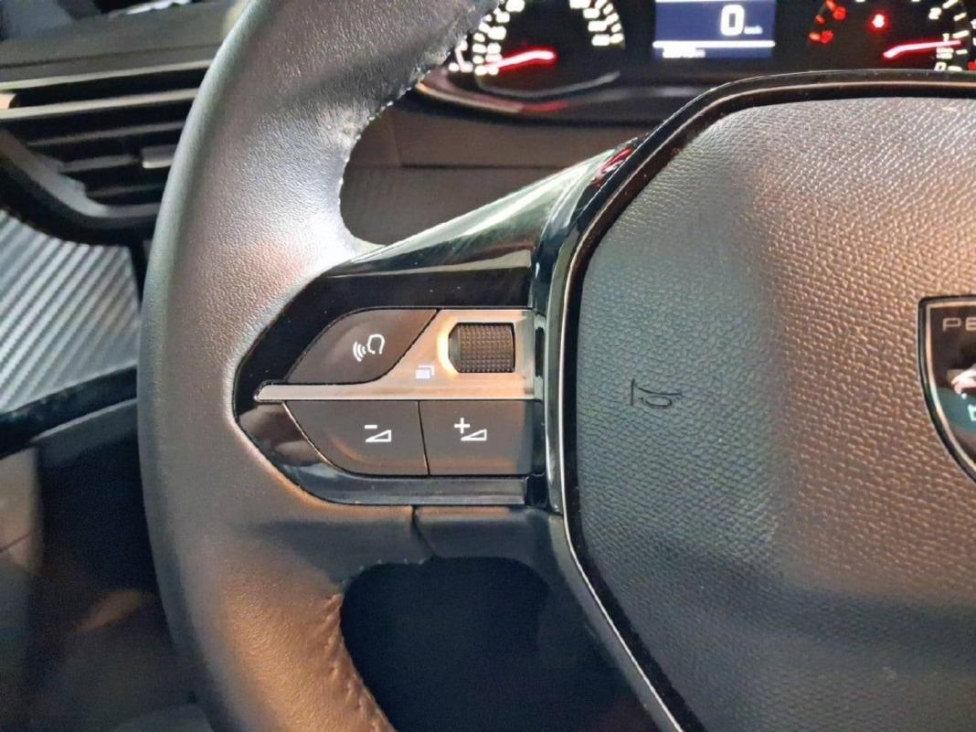 Peugeot 2008 Active Puretech 100 S&S 6 Vel. MAN