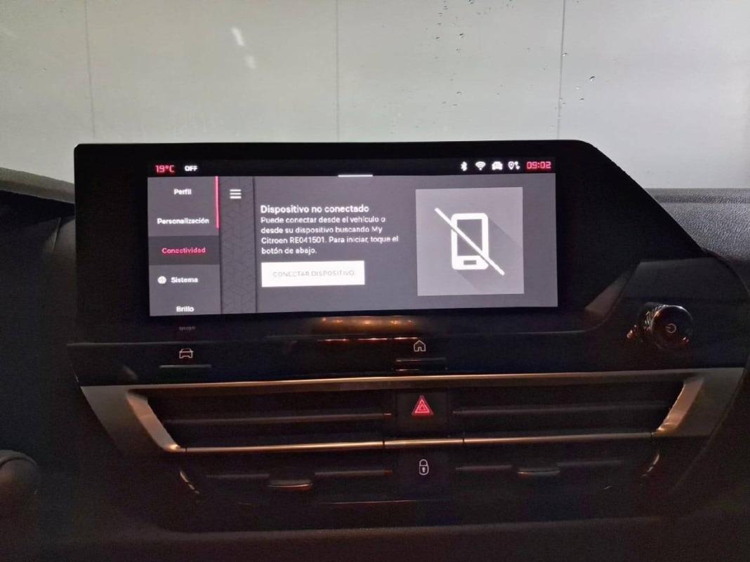 Citroen C4 Hybrid 136 e-DCS6 Plus