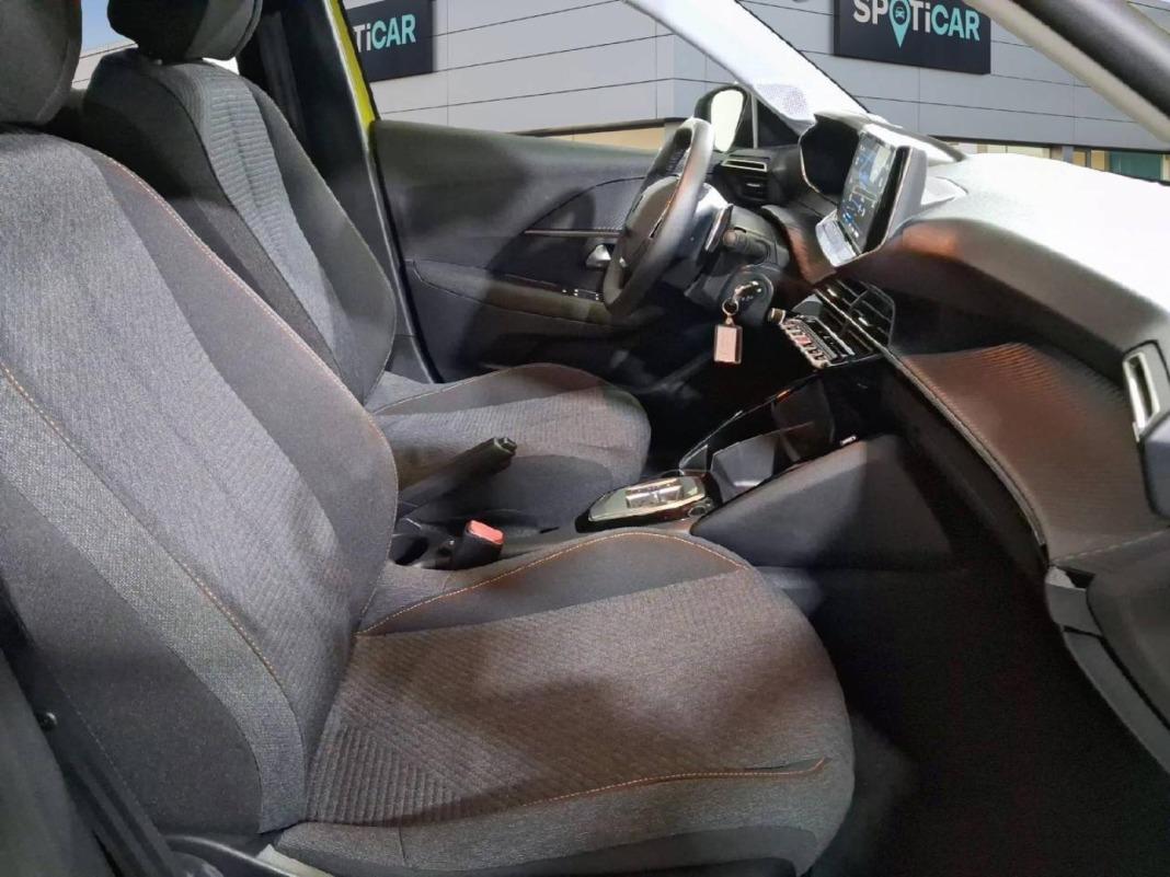 Peugeot 208 Style HYBRID 110 eDCS6