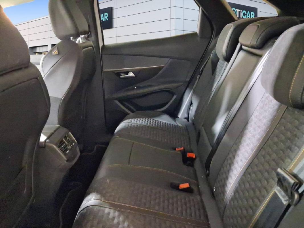 Peugeot 3008 Hybrid 300 e-EAT8 Roadtrip