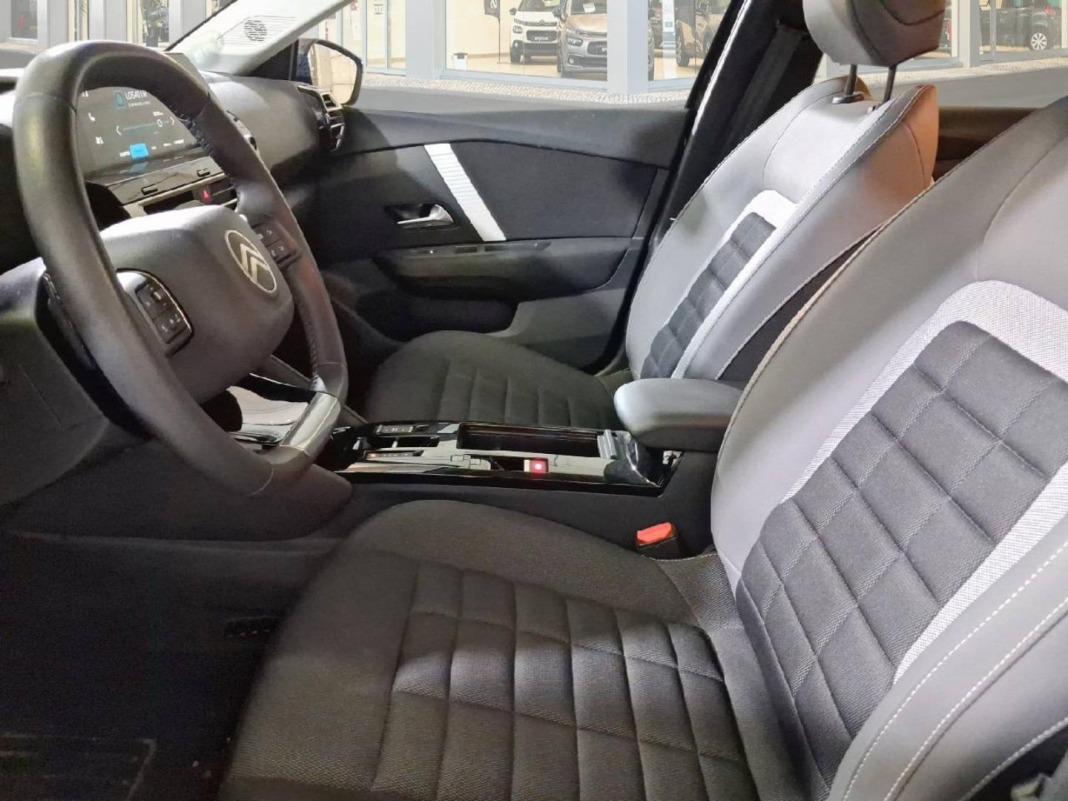 Citroen C4 Hybrid 136 e-DCS6 Plus