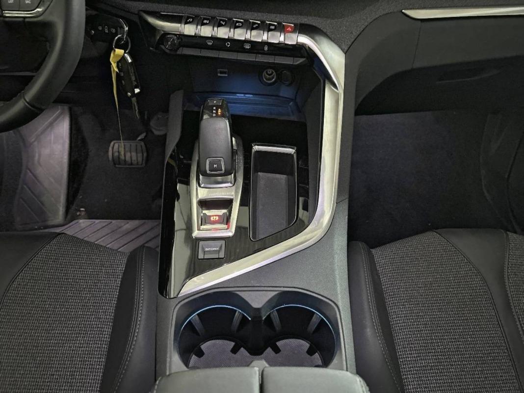 Peugeot 3008 1.2 PURETECH 96KW (130CV) ALLURE EAT8