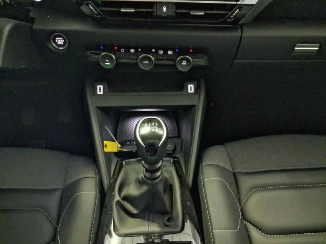 Citroen C4 PureTech 130 S&S 6v Shine