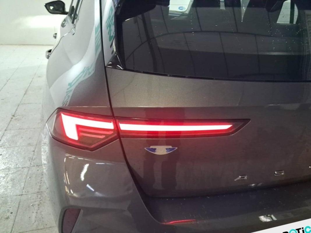 Opel Astra 1.2T XHT Hybrid 100kW Edition eDCT