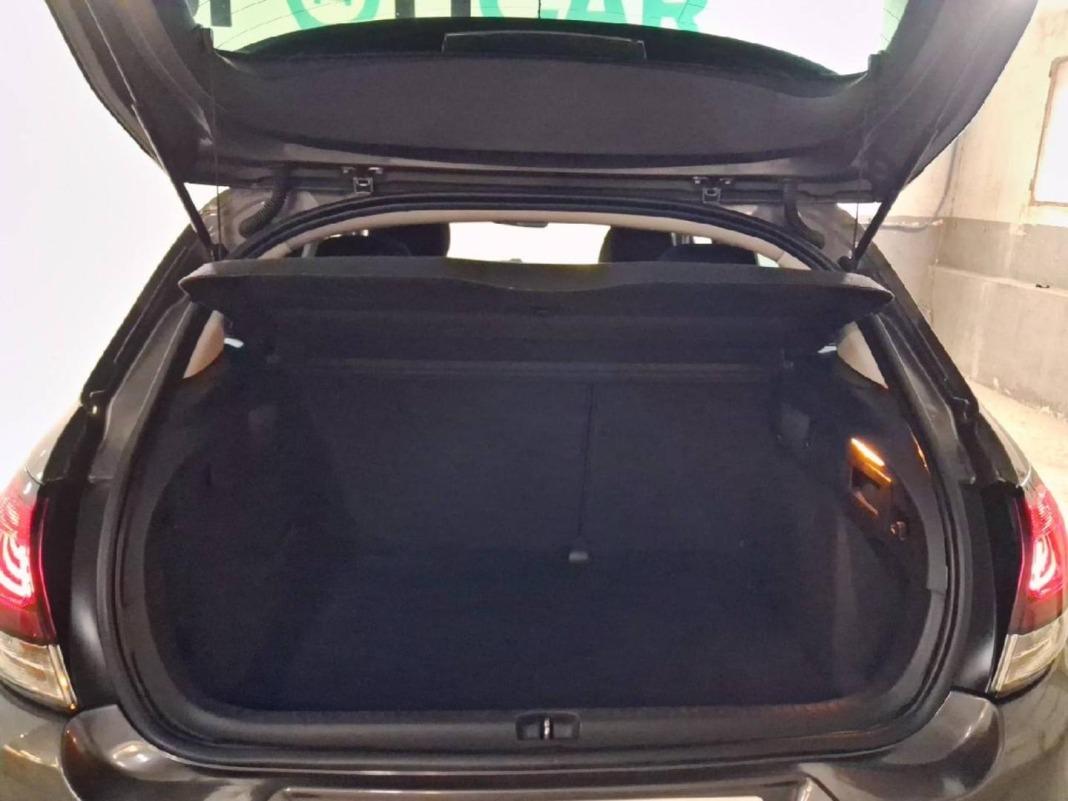 Citroen C4 C4 PureTech 81KW (110CV) Live Edition