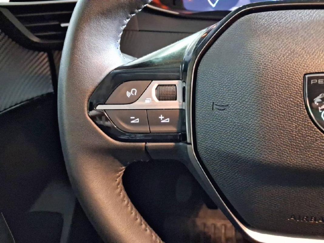 Peugeot 208 Allure Gasolina 100 S&S 6 Vel. MAN