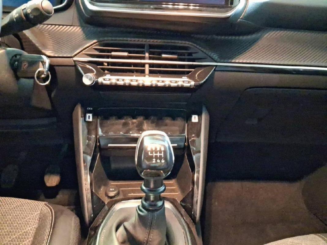 Peugeot 208 Allure Gasolina 100 S&S 6 Vel. MAN
