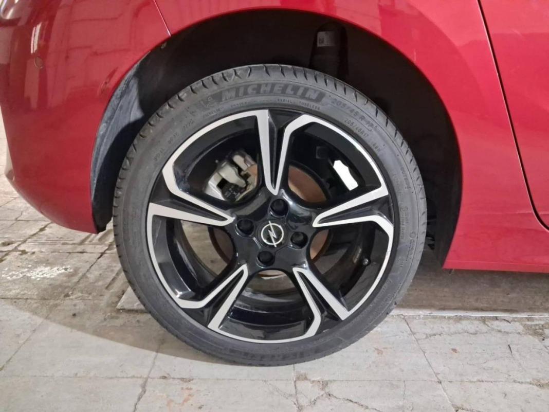 Opel Corsa 1.2T XHLHybrid 81kW GS eDCT