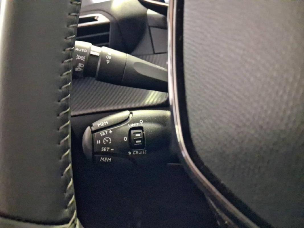 Peugeot E-208 Eléctrico Allure Pack