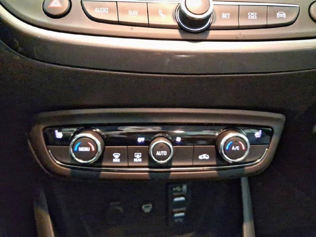 Opel Crossland X 1.2 96kW (130CV) Business Elegance