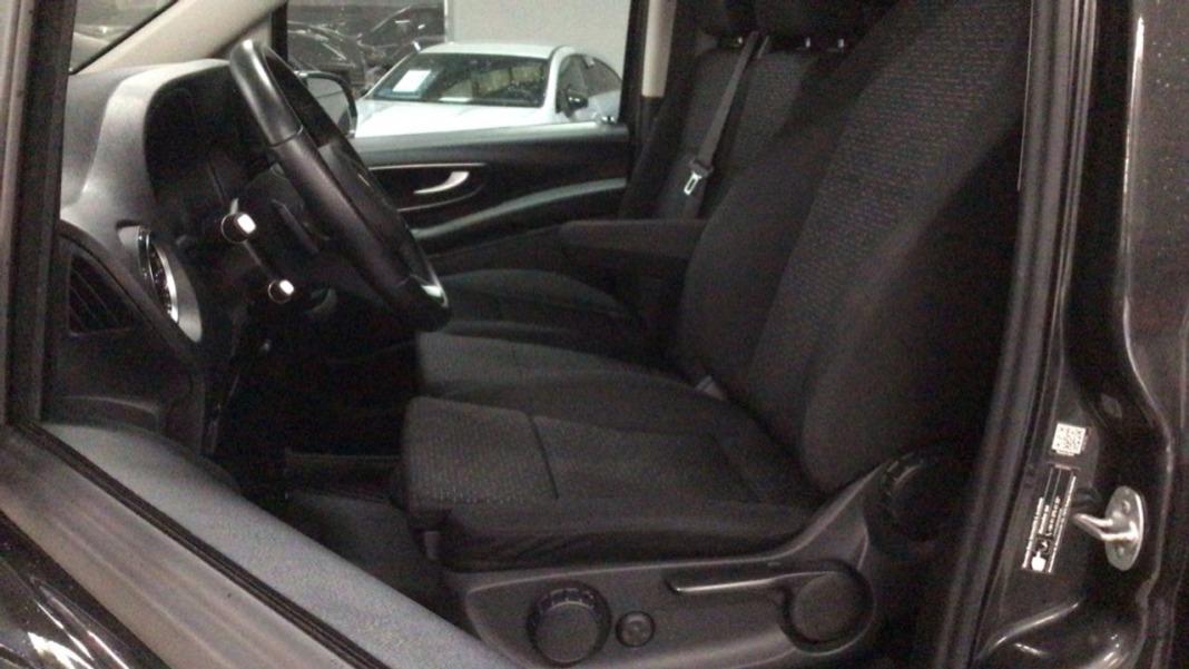 Mercedes Vito 114 CDI 6T Base RWD Largo