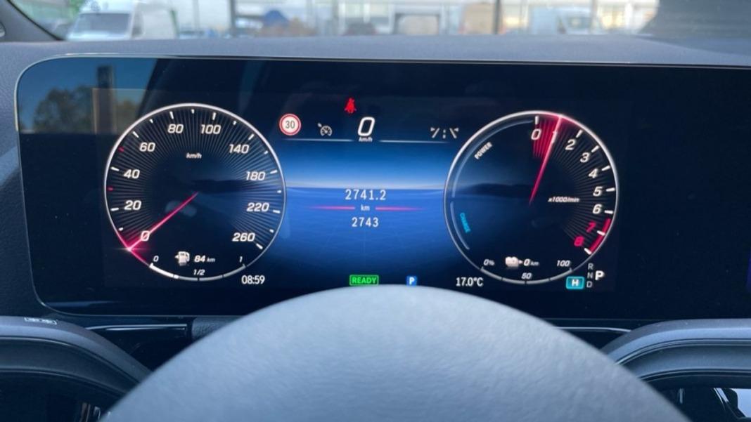 Mercedes Gla GLA 250 e con tecnología híbrida EQ