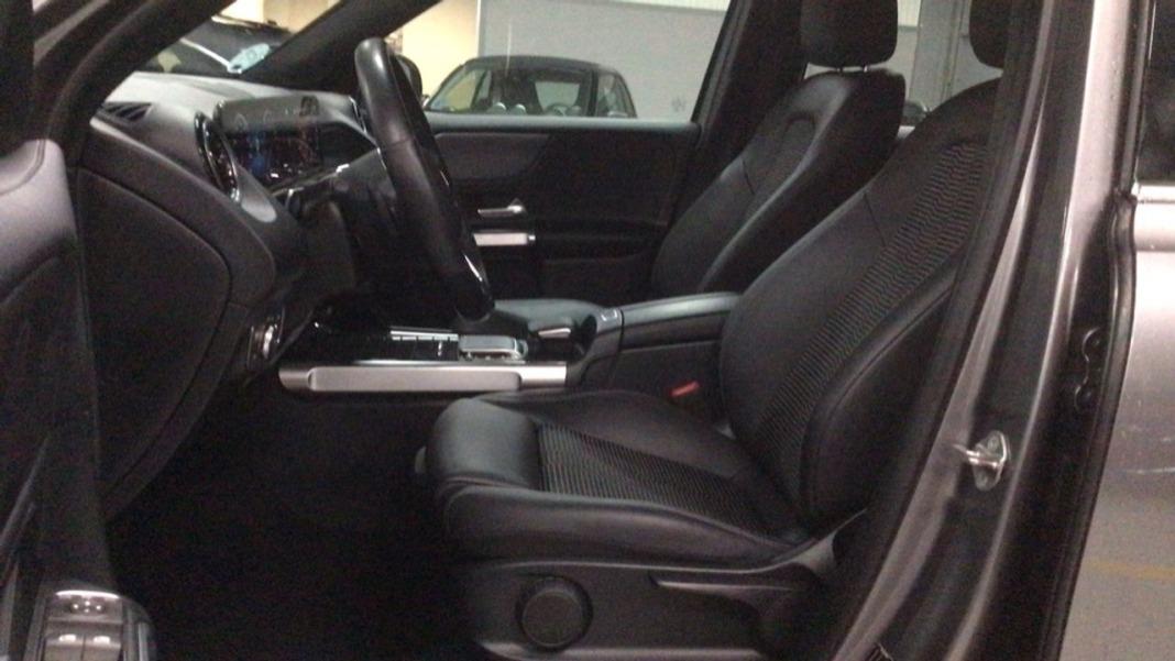 Mercedes Glb GLB 180