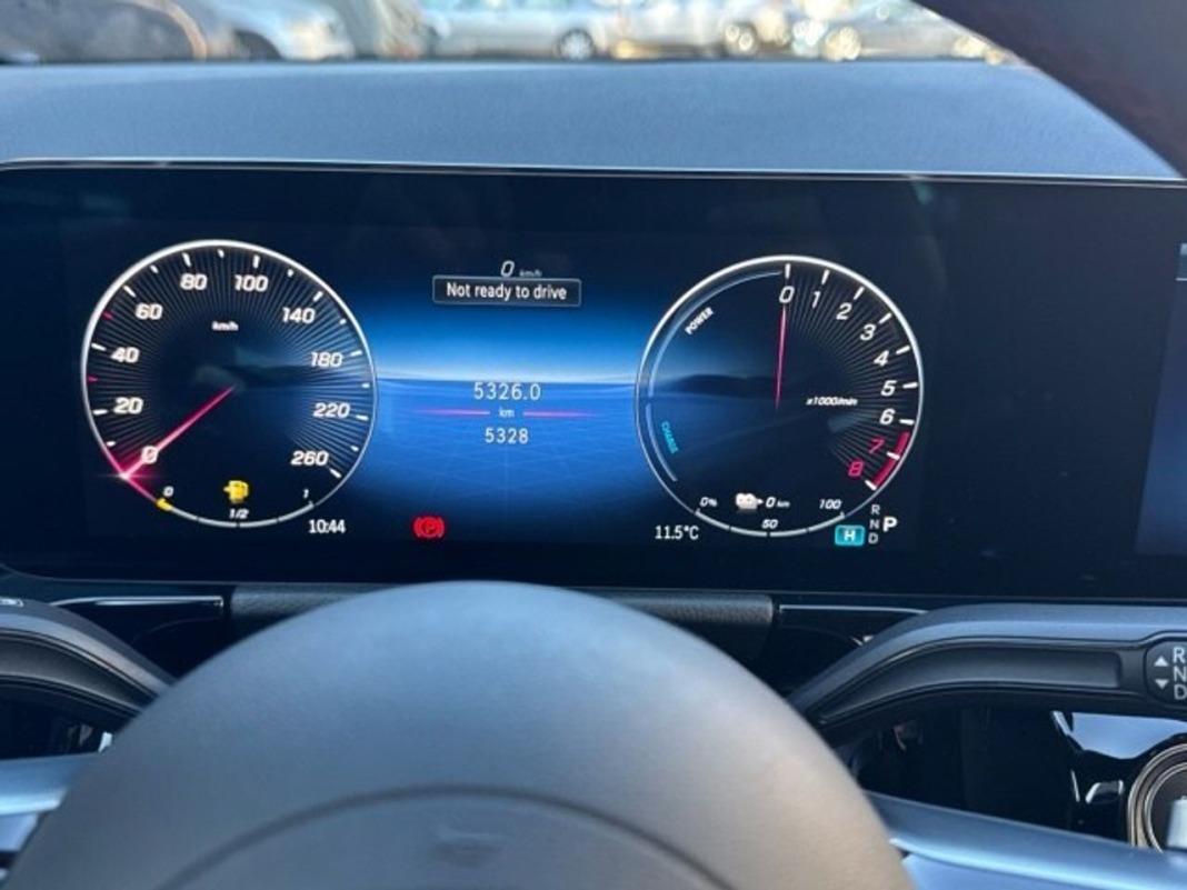 Mercedes Gla GLA 250 e con tecnología híbrida EQ