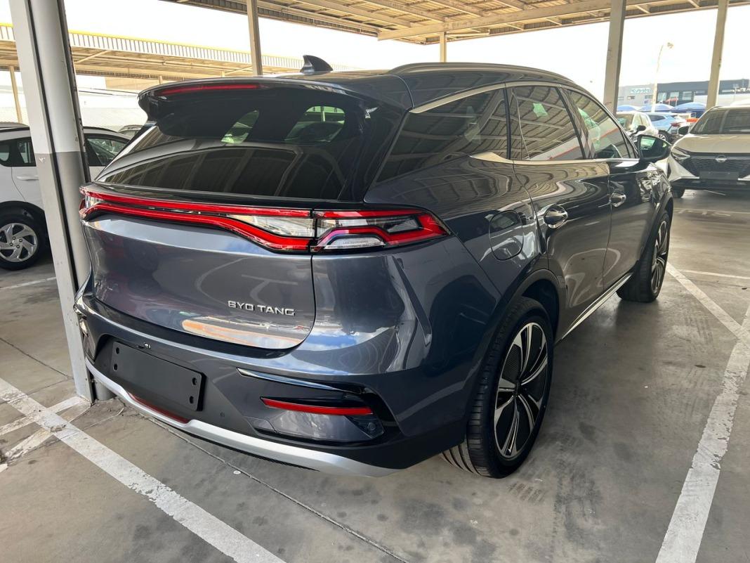 BYD Tang Flagship