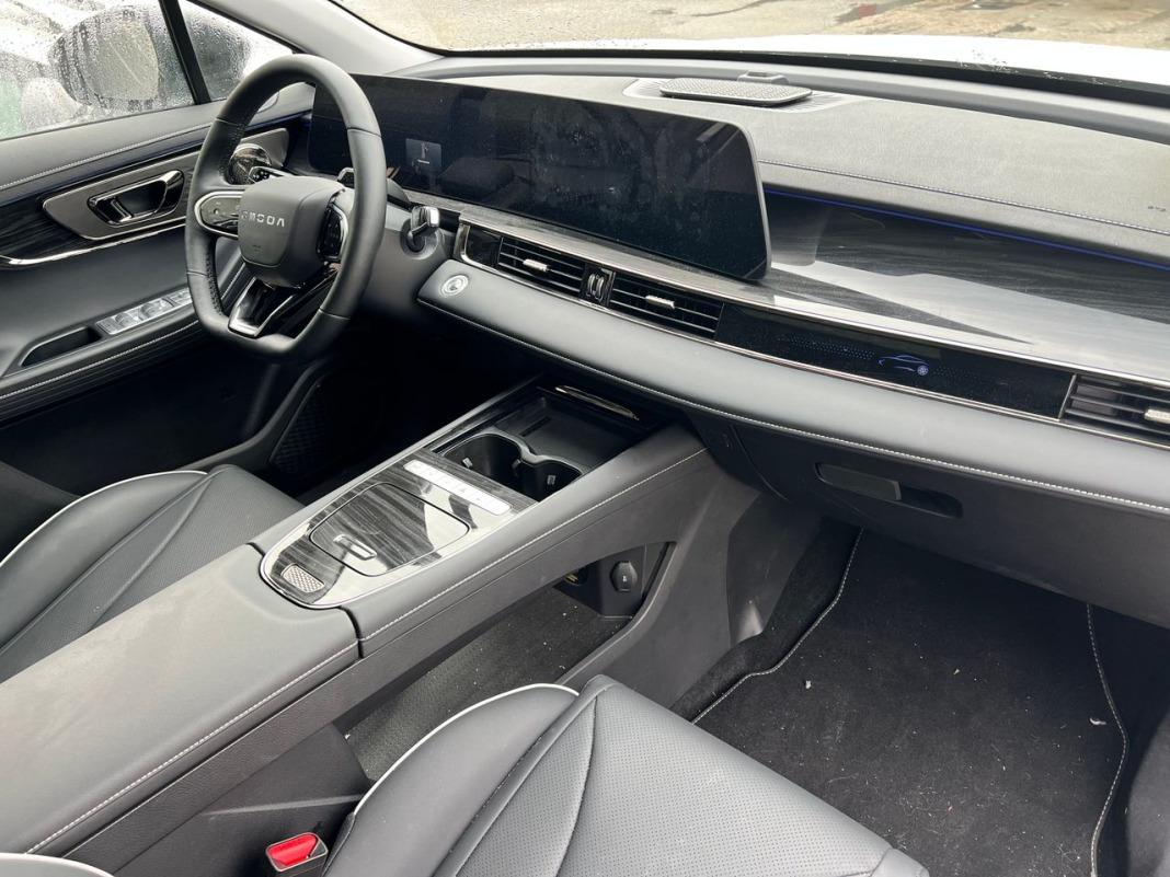 Omoda 5 MY25 - Premium 1.6 TGDI 108kW (145cv)