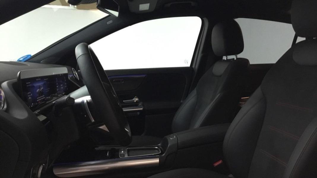 Mercedes Gla GLA 250 e con tecnología híbrida EQ