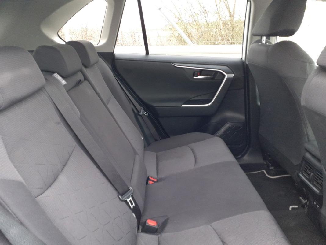 Toyota Rav4 2.5l 220H Advance