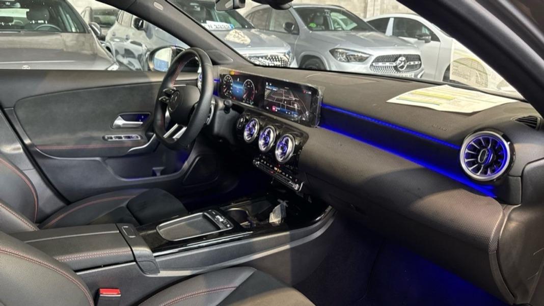 Mercedes Clase A A 180 d Sedán