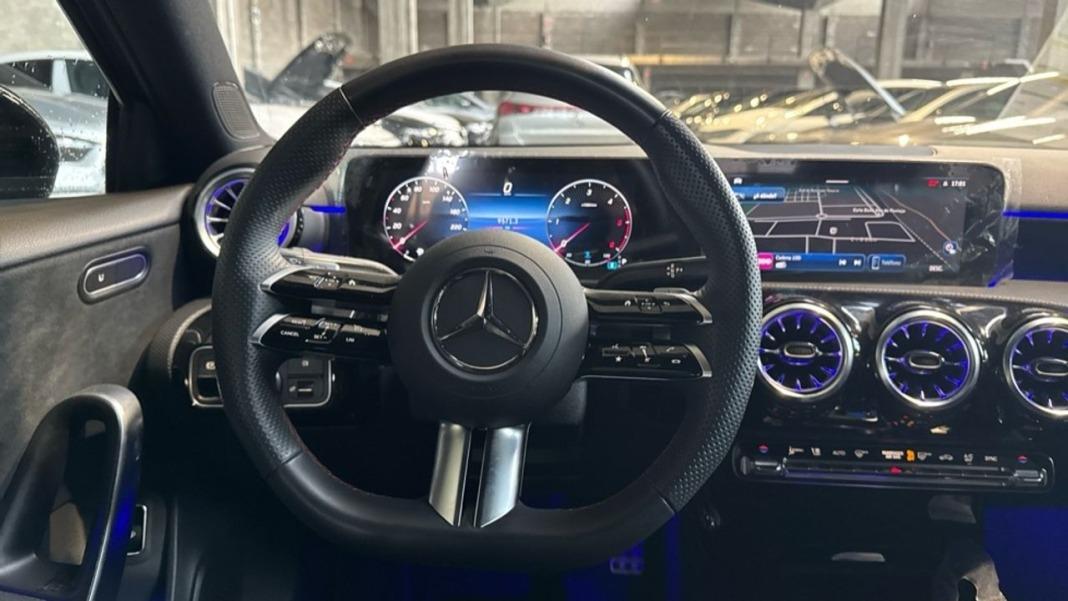 Mercedes Clase A A 180 d Sedán