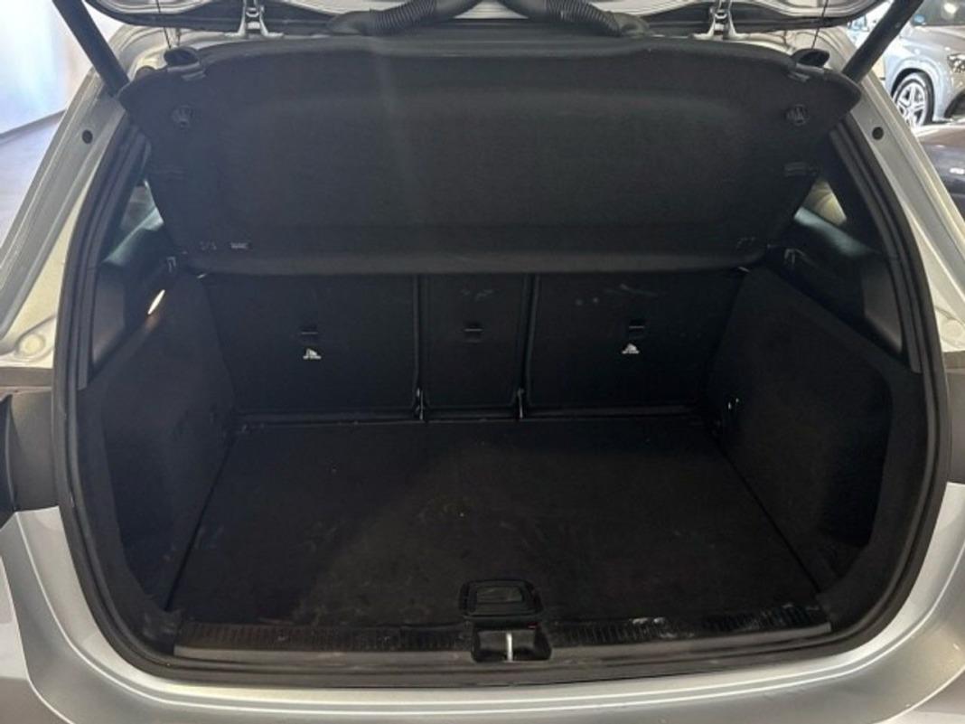 Mercedes Clase B 250 e con tecnologia hibrida eq