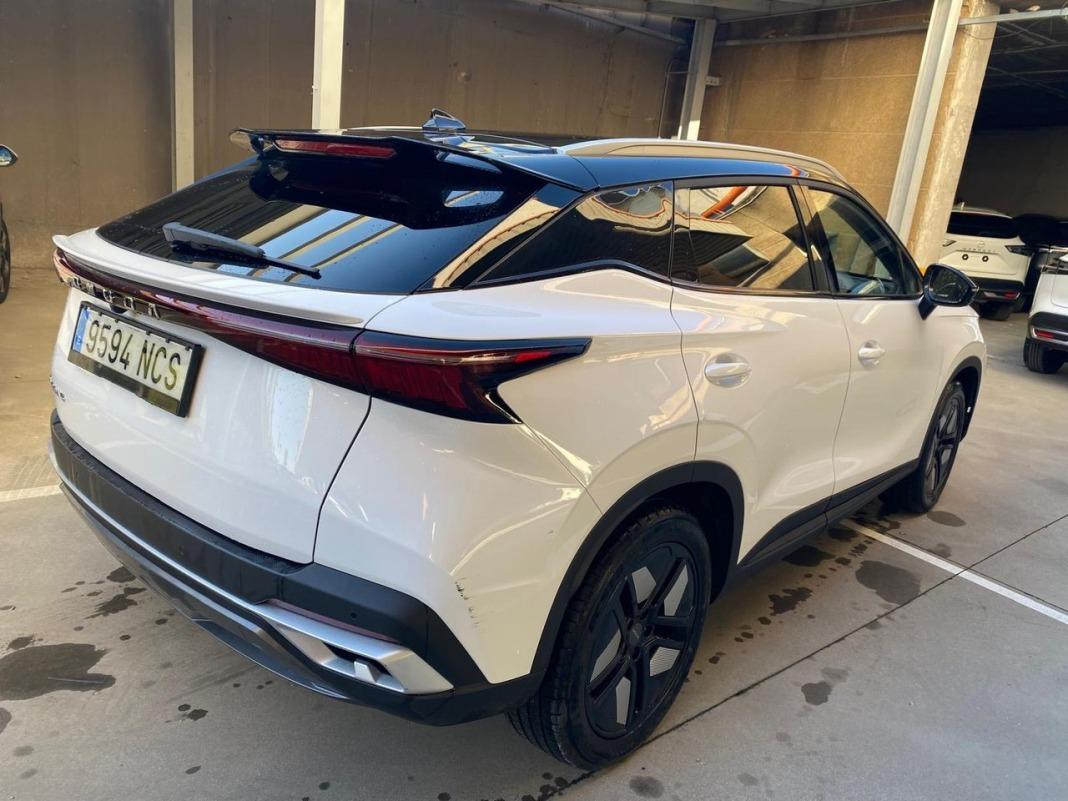 Omoda 5 MY25 - Premium 1.6 TGDI 108kW (145cv)