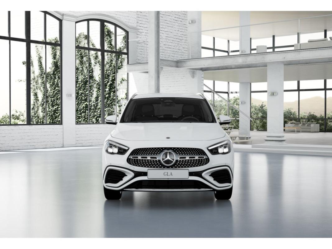 Mercedes Gla 250 e con tecnologia hibrida eq
