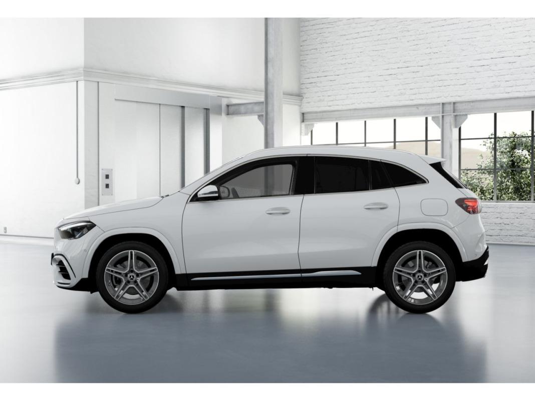 Mercedes Gla 250 e con tecnologia hibrida eq