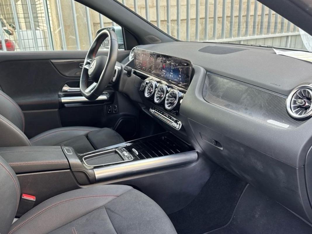 Mercedes Gla GLA 250 e con tecnología híbrida EQ