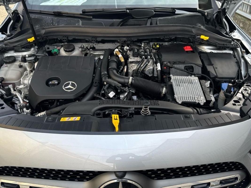 Mercedes Gla GLA 250 e con tecnología híbrida EQ