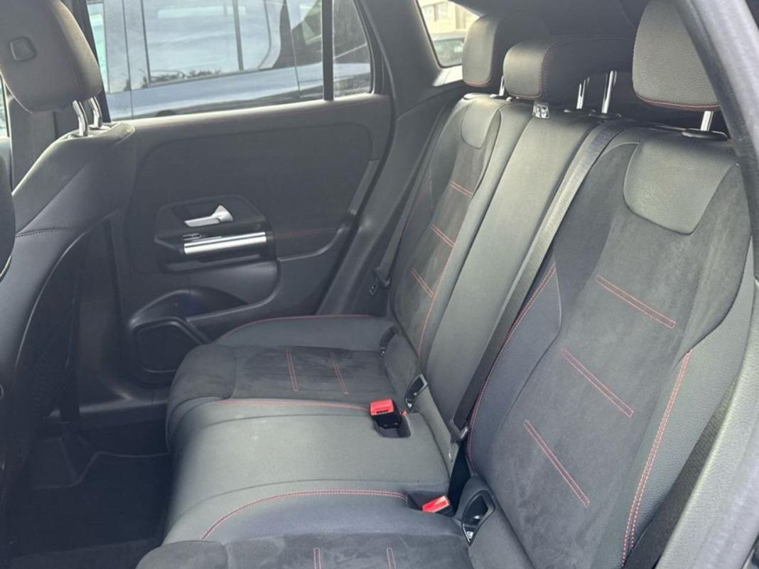 Mercedes Gla GLA 250 e con tecnología híbrida EQ