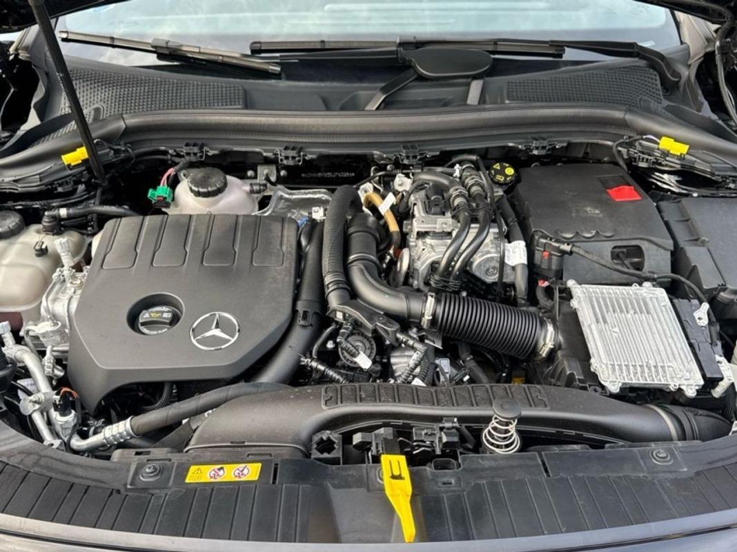 Mercedes Gla GLA 250 e con tecnología híbrida EQ