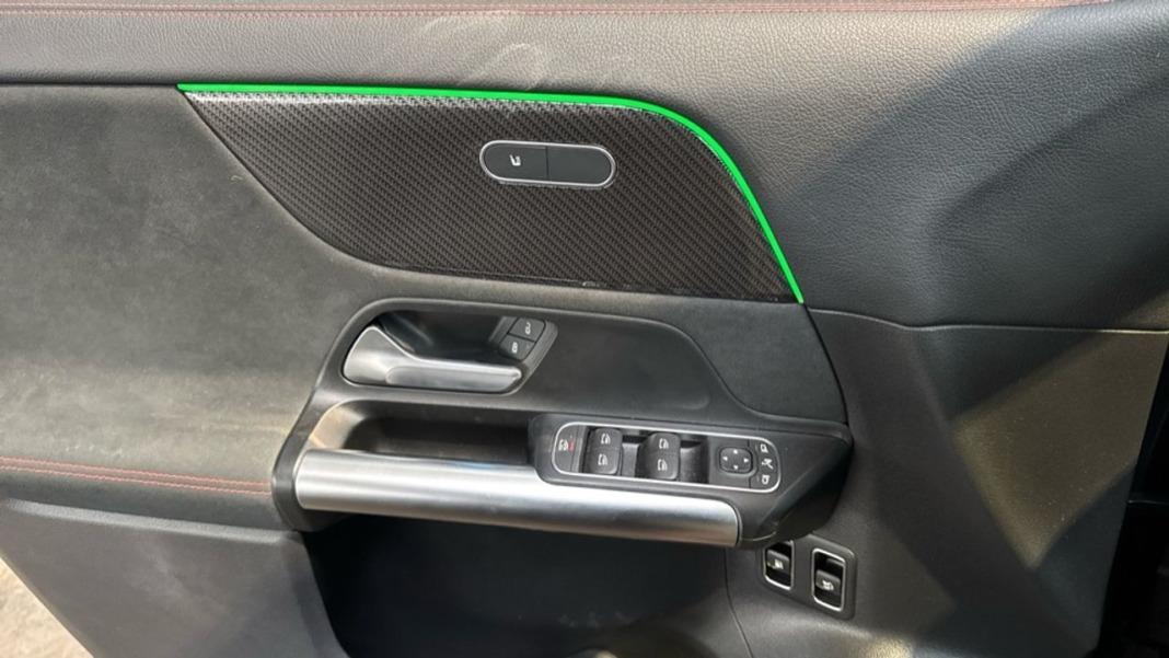 Mercedes Gla GLA 250 e con tecnología híbrida EQ